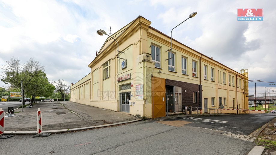 Pronájem kanceláře, 247 m² - Plzeň - Jižní Předměstí