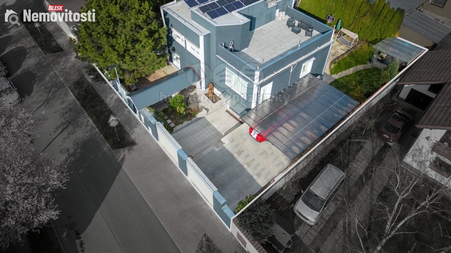 Prodej kanceláře 250 m², Praha - Újezd nad Lesy