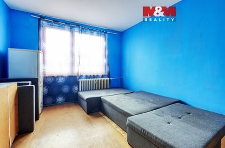 Pronájem bytu 1+kk 20 m², Rovná