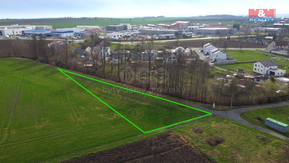 Prodej zemědělská půda, 2 000 m² - Hněvotín