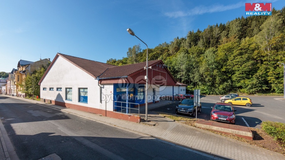 Pronájem obchodního prostoru 1 200 m², Kraslice