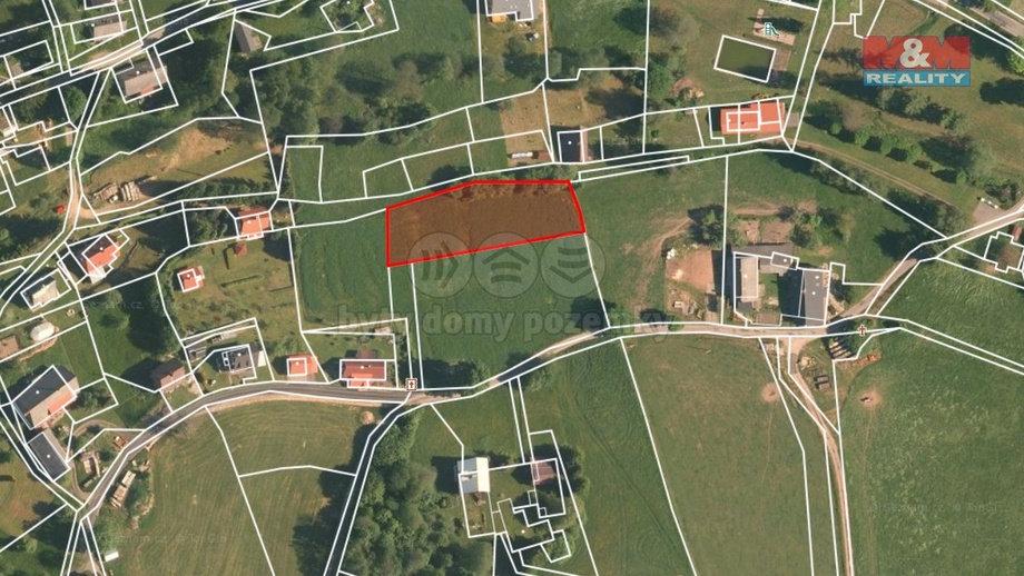 Prodej stavebního pozemku 1 704 m², České Petrovice