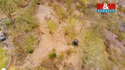 Prodej zahrady 758 m², Dolní Zálezly