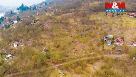 Prodej zahrady 541 m², Dolní Zálezly