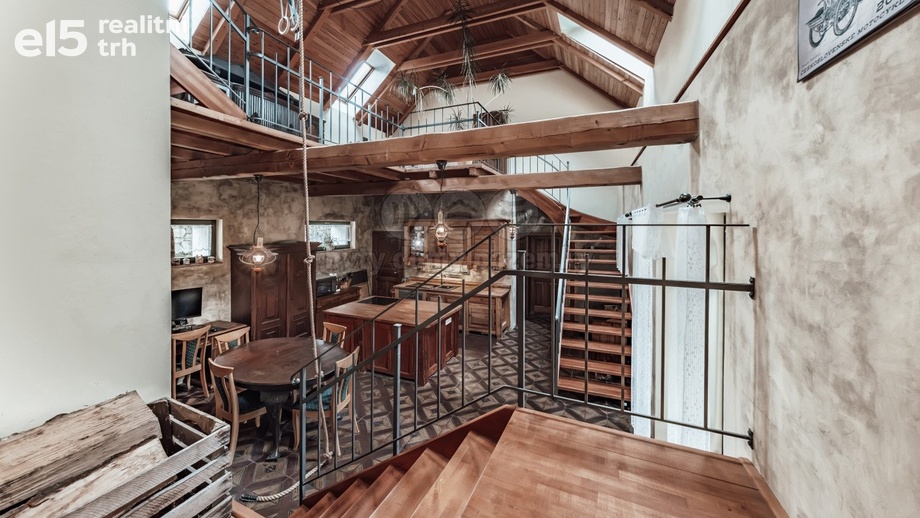 Prodej rodinné domy, 360 m² - Třebotov