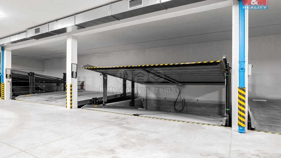 Pronájem garážového stání 15 m², Plzeň 3