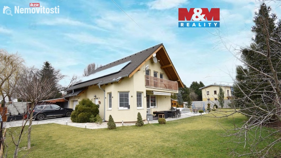 Prodej rodinného domu 200 m², Měšice