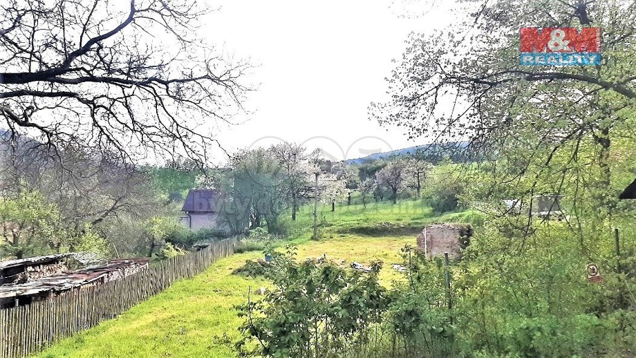 Prodej stavebního pozemku 1 136 m², Stráž nad Ohří - Smilov