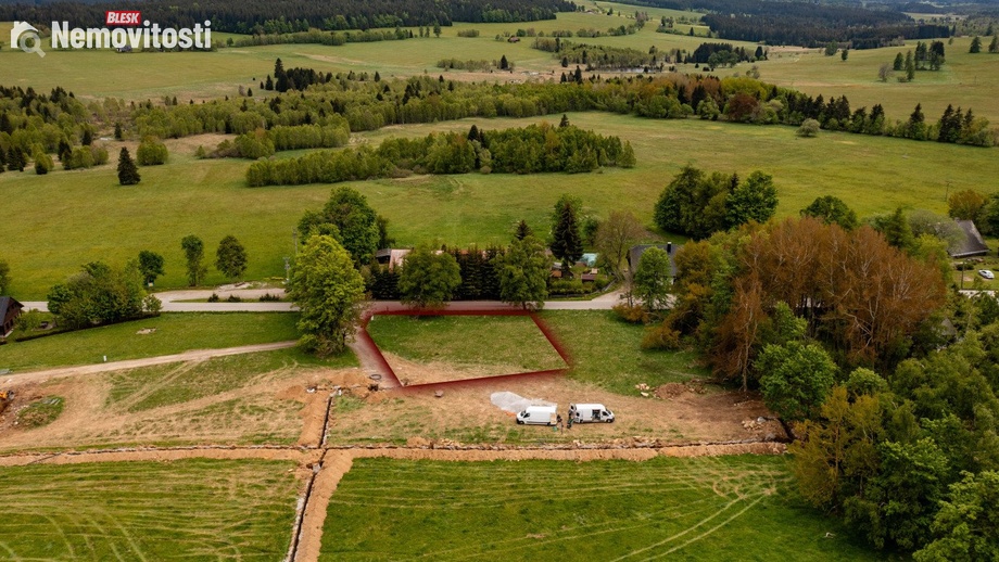 Prodej stavebního pozemku 1 062 m², Nové Hutě