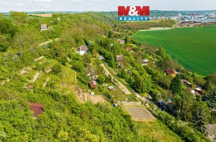 Prodej zahrady 1 805 m², Štětí