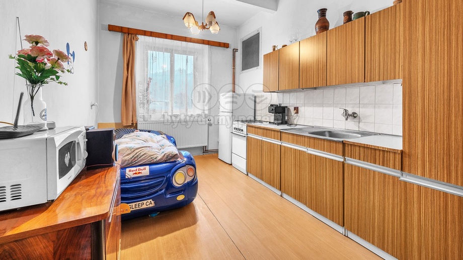 Prodej byty 2+1, 48 m² - Úpice