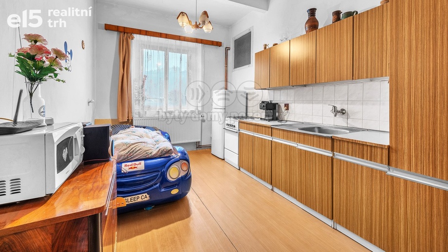 Prodej byty 2+1, 48 m² - Úpice