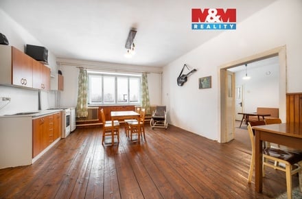 Prodej rodinného domu 480 m², Trstěnice