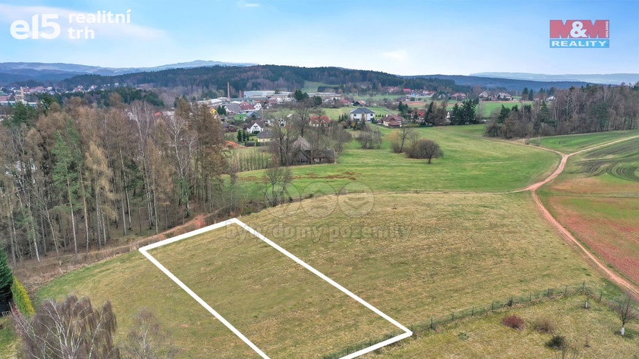 Prodej pozemky pro bydlení, 1 415 m² - Nová Paka - Studénka