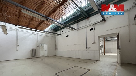 Pronájem skladu 380 m², Jirkov