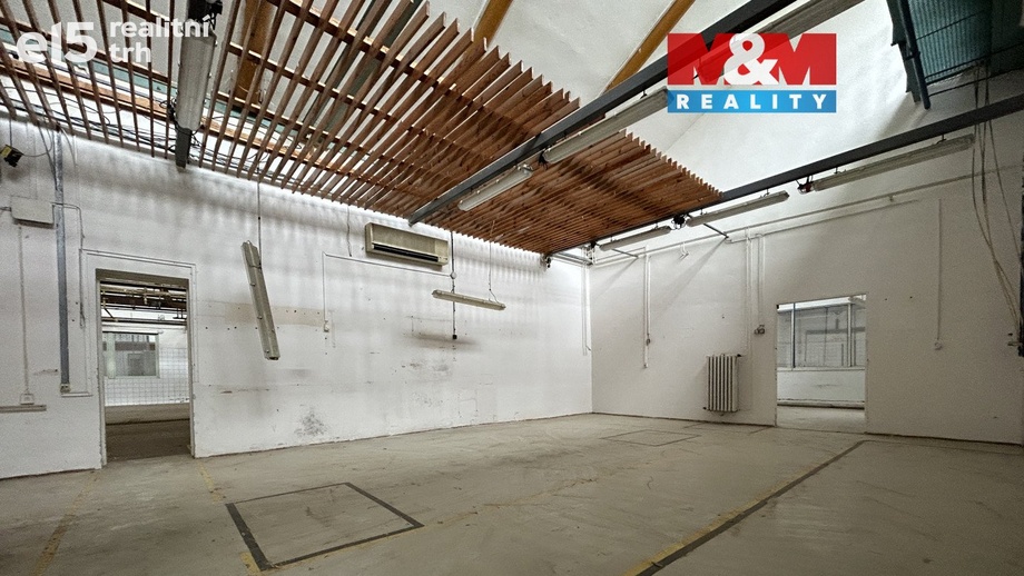Pronájem skladu 380 m², Jirkov