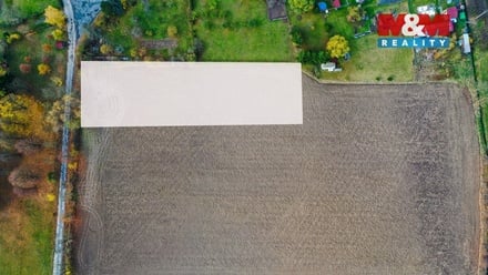 Prodej pole 3 802 m², Hradešice