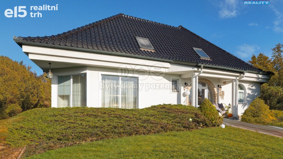 Prodej rodinné domy, 280 m² - Třebestovice