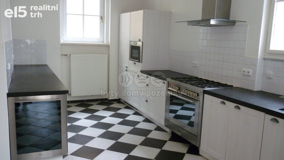 Pronájem rodinné domy, 350 m² - Praha - Střešovice