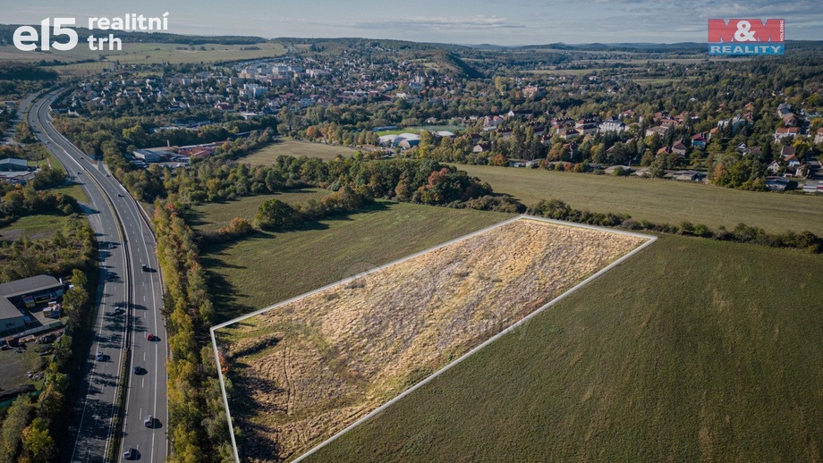 Prodej pozemky pro komerční výstavbu, 18 147 m² - Mníšek pod Brdy