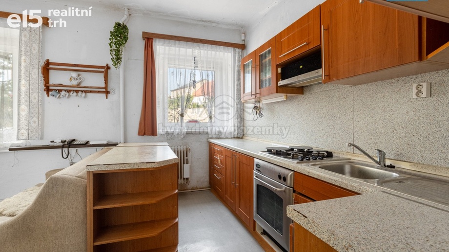 Prodej rodinné domy, 211 m² - Hřebeč
