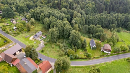 Prodej stavebního pozemku 2 001 m², Hamr na Jezeře
