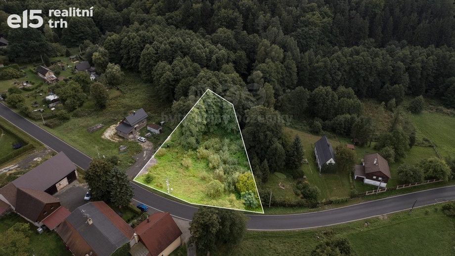 Prodej pozemky pro bydlení, 2 001 m² - Hamr na Jezeře