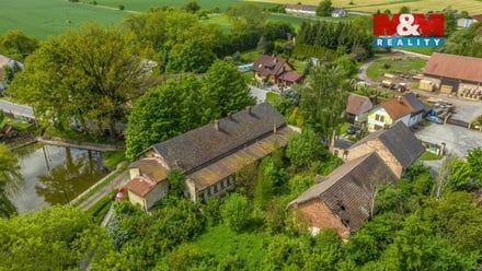 Prodej rodinného domu 300 m², Bělá pod Bezdězem - Březinka