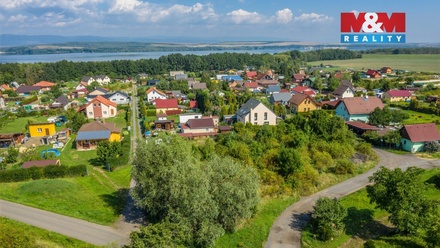 Prodej stavebního pozemku 589 m², Chbany