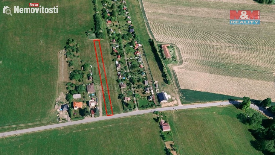 Prodej stavebního pozemku 2 513 m², Černovice