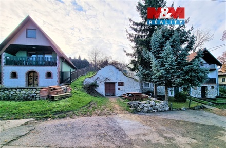 Prodej vinného sklepa 125 m², Perná