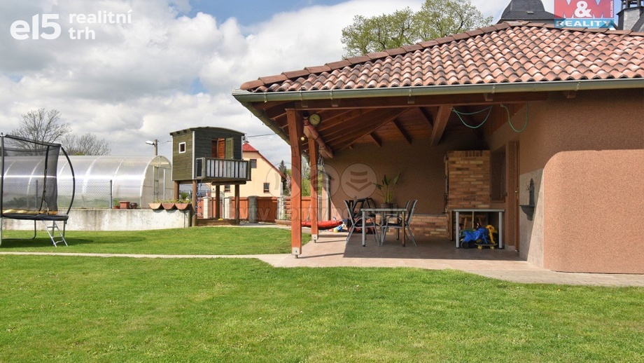 Prodej rodinné domy, 1 200 m² - Spálov