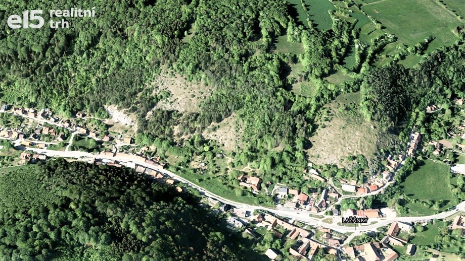 Prodej pozemky - trvalý travní porost, 2 157 m² - Blansko