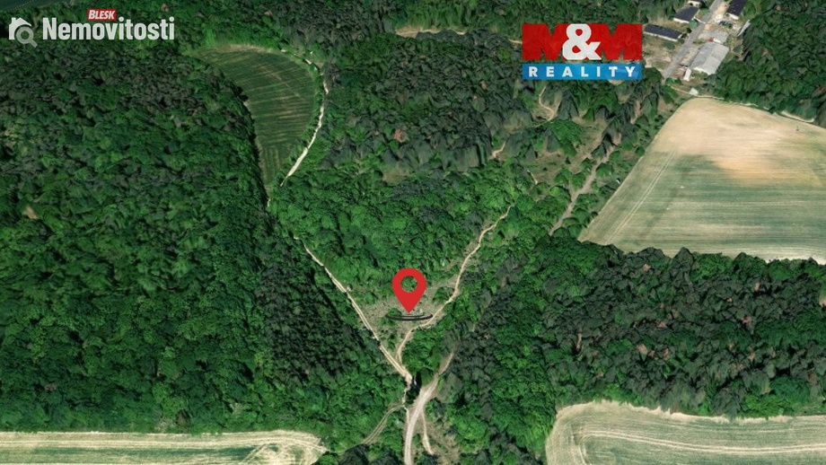 Prodej specifického pozemku 13 906 m², Budyně nad Ohří