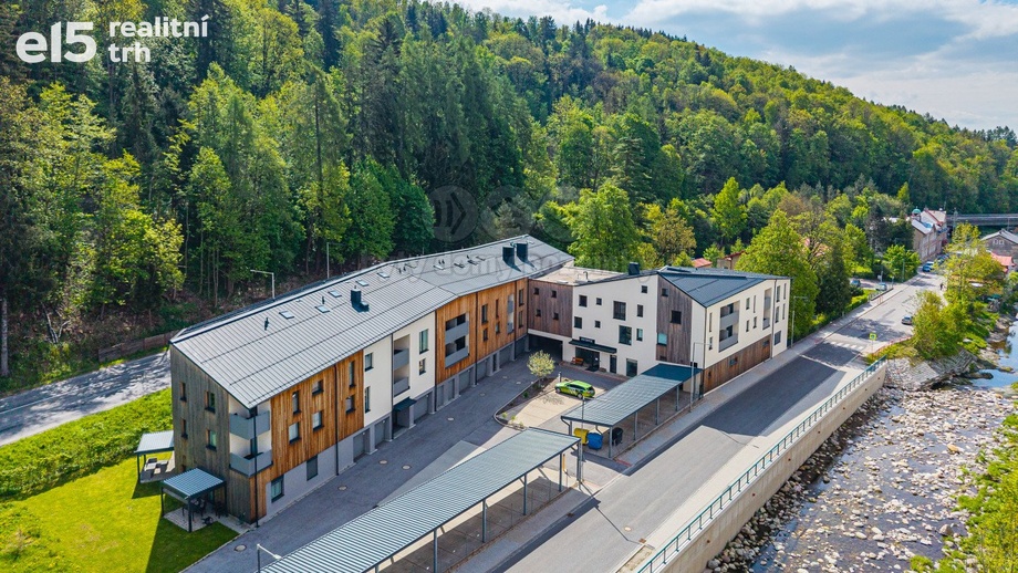 Prodej byty 1+kk, 31 m² - Vrchlabí - Hořejší Vrchlabí