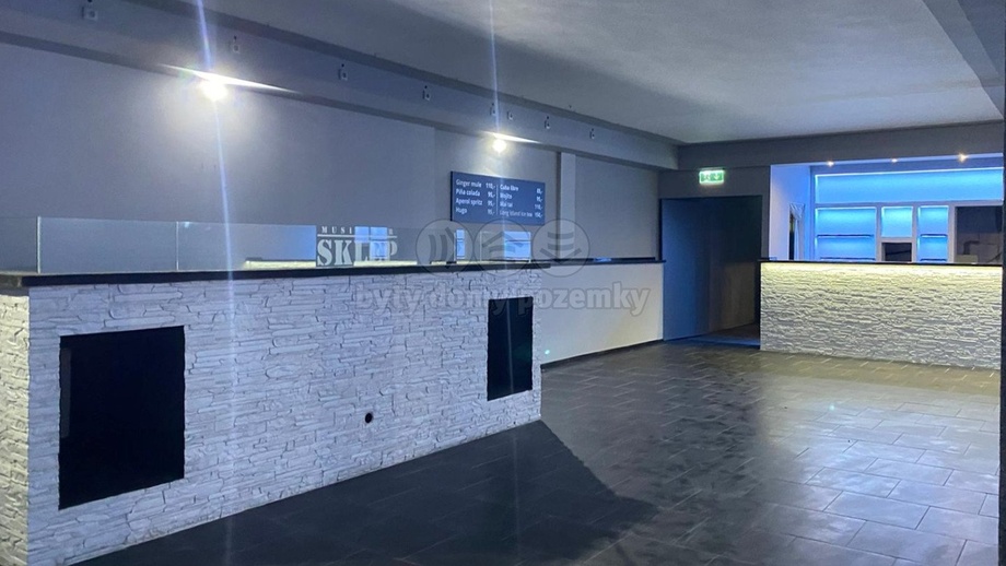 Pronájem obchodní prostory, 495 m² - Hlinsko