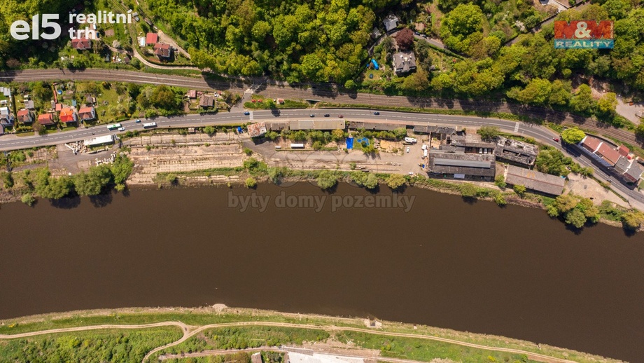 Prodej pozemky pro komerční výstavbu, 786 m² - Ústí nad Labem - Střekov