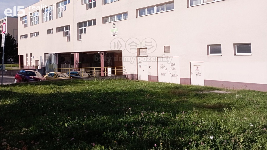 Pronájem obchodní prostory, 57 m² - Ostrava - Bělský Les