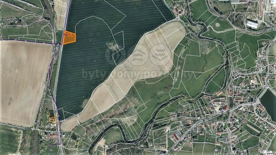 Prodej pole 1 366 m², Vrčeň