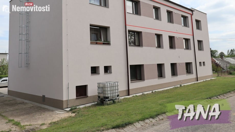 Prodej bytu 3+kk 72 m², Dubenec