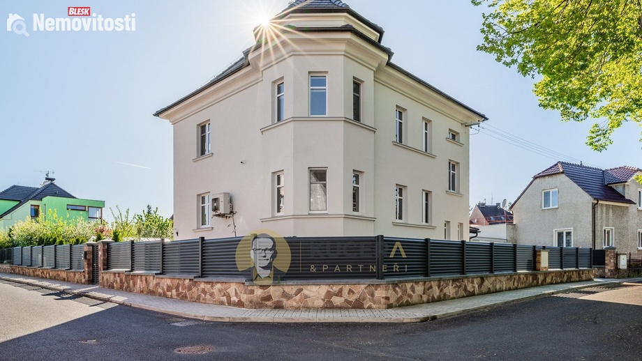 Prodej rodinného domu 310 m², Lovosice