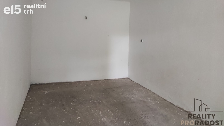 Pronájem garáže, 29 m² - Třinec - Dolní Líštná
