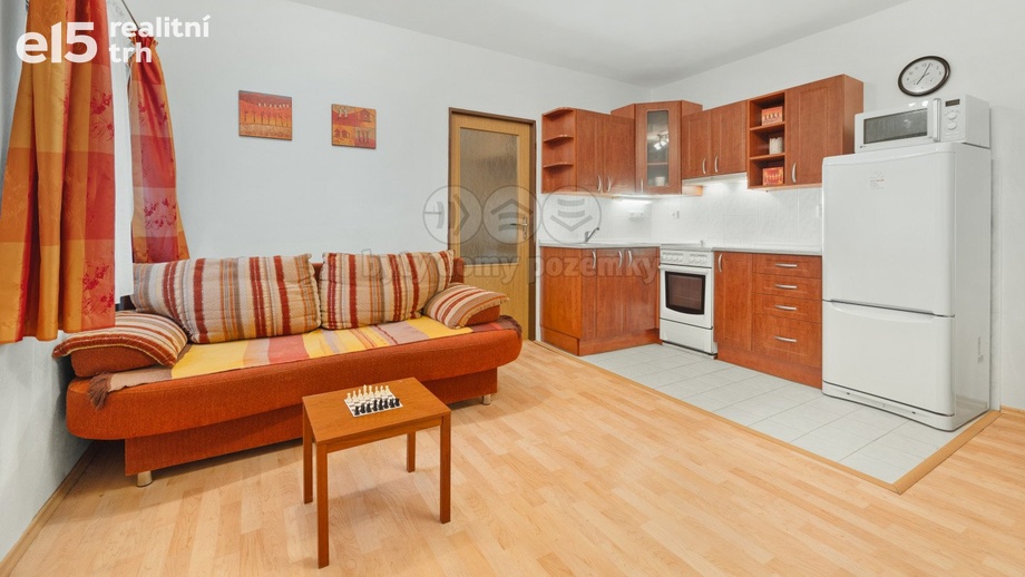 Prodej byty 2+kk, 41 m² - Poniklá
