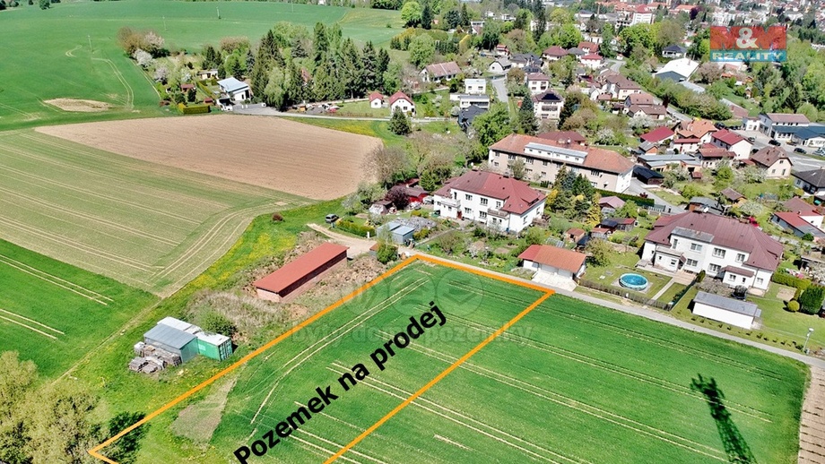 Prodej komerčního pozemku 2 000 m², Vystrkov