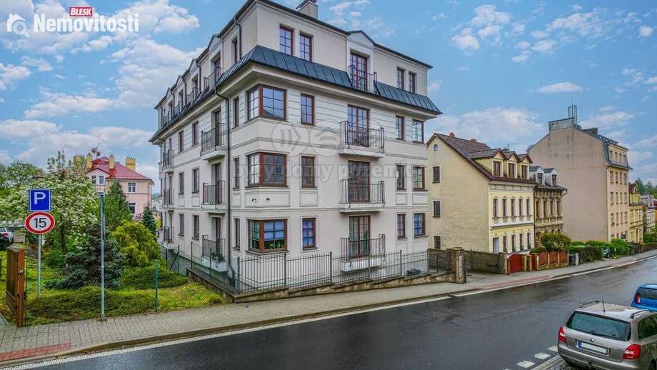 Prodej rodinného domu 895 m², Karlovy Vary - Drahovice
