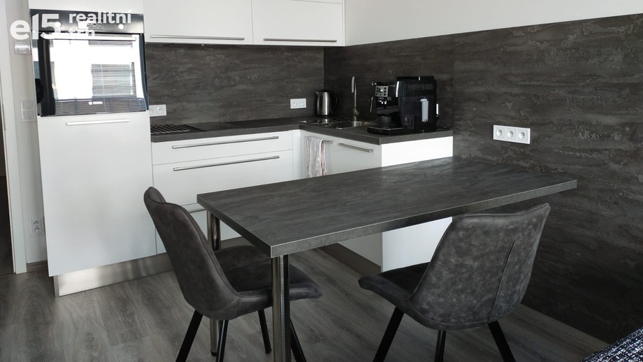 Pronájem byty 1+kk, 33 m² - Olomouc - Neředín