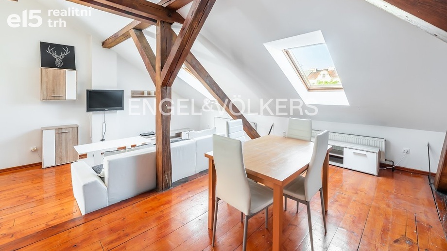 Pronájem byty 2+kk, 62 m² - Praha - Vinohrady