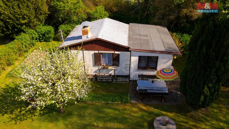 Prodej chata, 45 m² - Pňovany