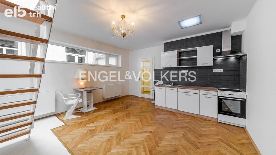 Pronájem byty 1+1, 29 m² - Praha - Smíchov