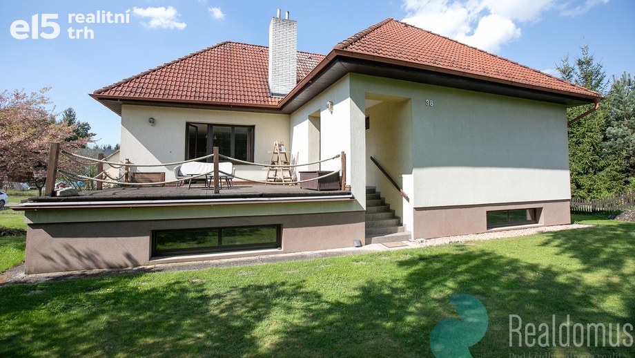 Prodej rodinné domy, 250 m² - Mrač